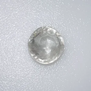 white Sapphire -4.57 CARATS