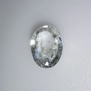 white Sapphire -5.41 CARATS