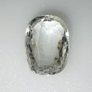 white Sapphire -5.65 CARATS