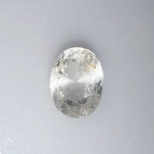 white Sapphire -4.79 CARATS