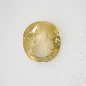 YELLOW SAPPHIRE CARAT 6.73        (7.33RATTI)