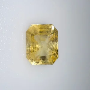 YELLOW SAPPHIRE - 6.22 CARATS                            6.50 RATTI