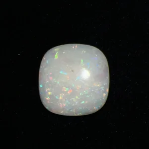 OPAL (FIRE)-4.14 CARATS                                                                                                        4.50 RATTI