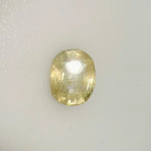 YELLOW SAPPHIRE-3.16 CARATS                        3.50 RATTI