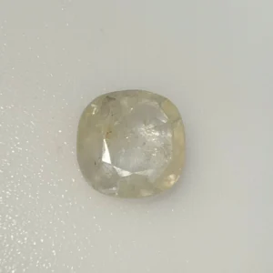 YELLOW SAPPHIRE-4.09 CARATS                      4.50 RATTI
