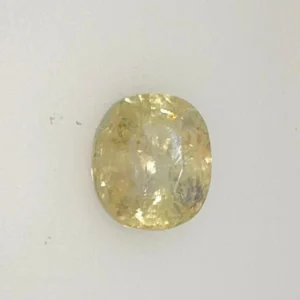 YELLOW SAPPHIRE-3.04 CARATS                        3.33 RATTI