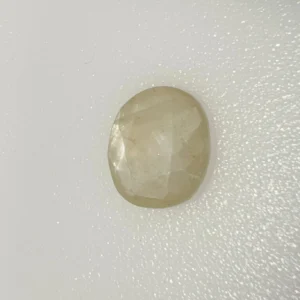 YELLOW SAPPHIRE-3.27 CARATS                         3.50 RATTI