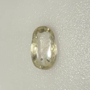 YELLOW SAPPHIRE-3.23 CARATS                    3.50 RATTI
