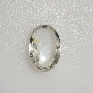 YELLOW SAPPHIRE-2.94 CARATS                        3.25 RATTI