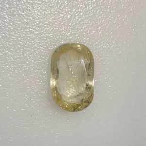 YELLOW SAPPHIRE-3.18 CARATS                         3.50 RATTI